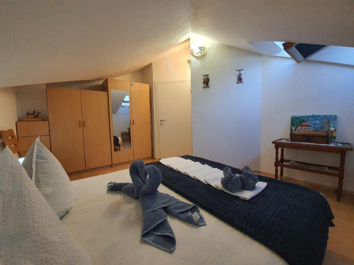 Apartment D Free Parking & Wifi, Walking Distance To Centrum Zadar Exterior photo